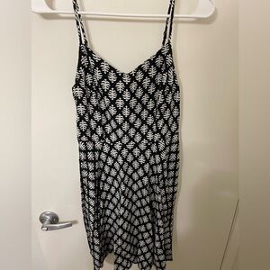 Old Navy Fit & Flare Cami Dress for Women (Black Geo Floral Pattern)
